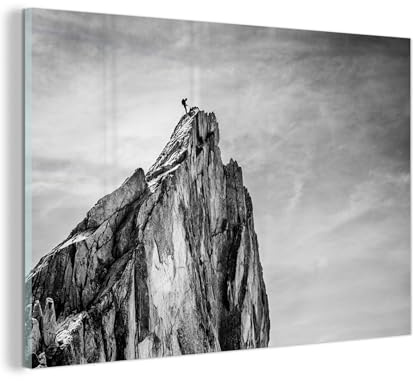 MuchoWow© Bild auf Glas Schlafzimmer Bilder Badezimmer Wand Deko Wohnzimmer | 120x80 cm - Modern Wanddeko Bilderwand Geschenk Berg - Natur - Klettern - Schwarzweiß