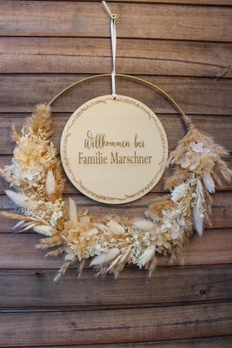 Trockenblumenkranz personalisiert (Apricot mit Holzscheibe)