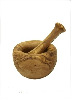 Pequeño mortero de madera de olivo.