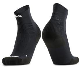 X-Socks Core Sport Light Knöchel – O-Ring-Kompressionsbandage für gezielte Stabilität, Komfort & Leistungssteigerung – Perfekt für intensives Training & Wettkämpfe - Schwarz/Weiß, 39-41