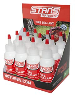 NOTUBES Reifendichtmittel Display Box bleibt 2-7 Monate im MTB Reifen 2 oz