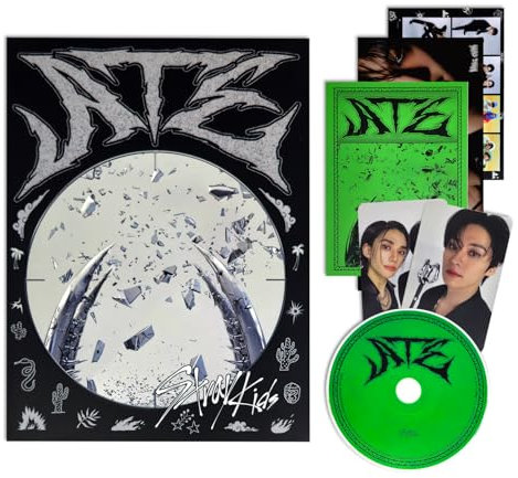 JYP Ent. - Stray Kids - [ATE] (Standard - Boom Ver.) Photobook + CD-R + Photocard + 4-CUT Photo + 2 Pin Badges + 5 Extra Photocards