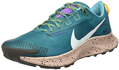 Nike Pegasus Trail 3, Running Shoe, Mystic Teal/dk Smoke Grey-univ Gold-Wild Berry-Fossil Stone-Turquoise Blue,