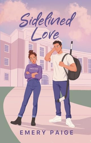 Sidelined Love: A Hockey Romance (The Crestwood University Series Book 1) (English Edition)