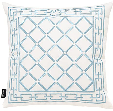 SAFAVIEH Home Collection Bentra 18-inch Blue/White Trellis Decorative Accent Pillow PLS7179A-1818