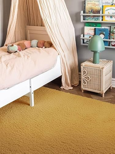 RugVista Comfy Kinderteppich, 100 x 160 cm, Gelb | Moderne, Rechteckig, Niedriger Stapel, Nur chemische Reinigung, Oeko-Tex 100, Ohne gefährliche Chemikalien, Kinderzimmer