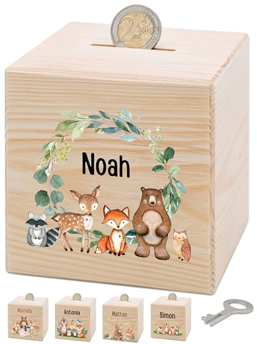 Bärenfreunde® - Personalisierte Spardose Kinder aus Holz mit Metallschloss - Spardose mit Namen mit kinderfreundlichem UV-Druck zum Sparen für Kinderträume (Tiere grüner Kranz)