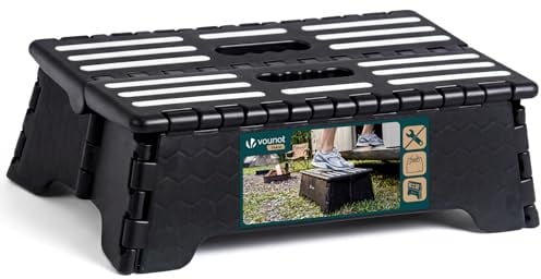 VOUNOT® Sgabello Pieghevole Antiscivolo con Maniglia Integrata, Pedana Rialzata Portatile Salvaspazio, Gradino per Cucina, Bagno, Giardino, Campeggio e Casa, 39,5 x 24 x 13 cm, Nero
