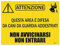 ATTENZIONE AREA PROTETTA DA CANI ADDESTRATI NON AVVICINARSI NON ENTRARE ATTENTI AL CANE PVC GIALLA CARTELLO TARGA SEGNALE (20X30)