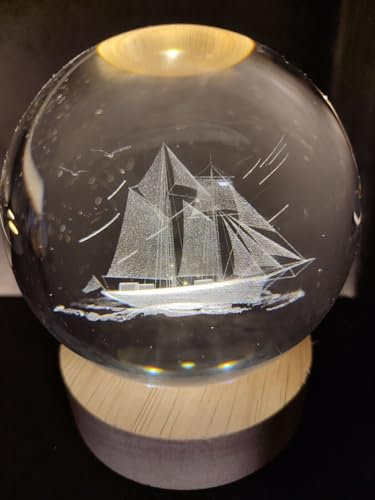 Pfrontenschmuck Gravierte Glaskugel Motiv: Segelschiff Schiff Boot mit elektrischer Beleuchtung Durchmesser 8cm Hologrammkugel