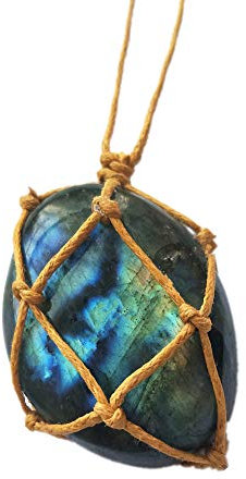 Aitelei Collana con ciondolo in cristallo di labradorite naturale grezza, ciondolo Reiki Chakra curativo, pietra trattata, con corda intrecciata a mano in colore casuale