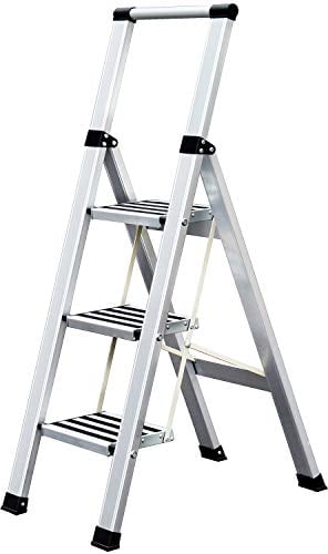 Tatkraft Adamant Trittleiter 3 Stufen, Solide und Stabil, Klappleiter Haushalt Aluminium, Komfortabel Rutschsichere Stufen, Belastbarkeit bis 150 kg, Modernes Design