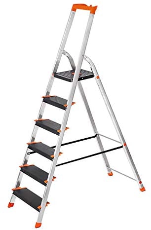 SONGMICS Leiter mit 6 Stufen, Aluleiter, 12 cm breite Stufen mit Riffelung, Anti-Rutsch-Füße, mit Handlauf, Werkzeugschale, bis 150 kg belastbar, schwarz-orange GLT06BK