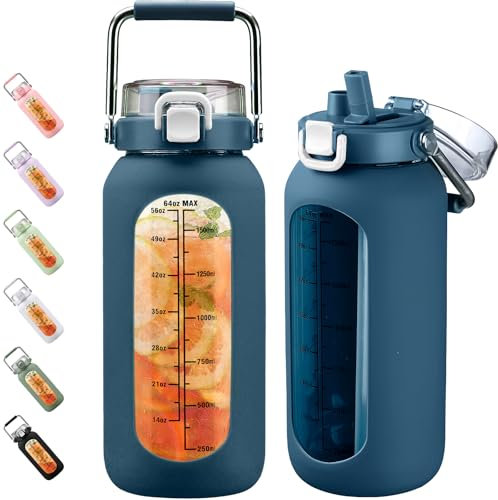 BLUEGO 2000ml Gourde en Verre avec Poignée en Inox et Marqueur de Temps Verre de Motivation 2L avec Manchon en Silicone et Paille pour Gym Office Extérieur Sport Bouteilles d'eau Sans BPA, Bleu foncé