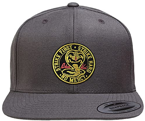 Cobra Kai Offizielles Lizenzprodukt Patch Premium Snapback Cap (Dunkelgrau), Einheitsgröße