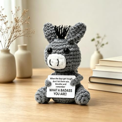 Handgemachte Figuren Dekor Glücksbringer Geschenke Gehäkelte Strickfigur | Pocket Hug Tischdekor für Stressabbau Grau Positive Mutmacher Gute Besserung Geschenk für Geburtstag Männer Frauen Freunde