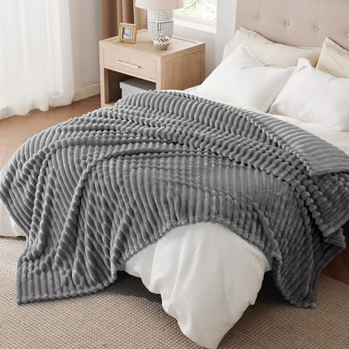 Bedsure Fleece King Size Blanket - Fluffy Bed Throw, Frost Grey, 230x270 cm