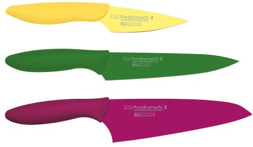KAI Pure Komachi 2 Juego de cuchillos de cocina 3 piezas - Cuchillo para verduras de 15 cm, Cuchillo multiusos de 15 cm, Cuchillo de oficina de 10 cm - Acero al carbono inoxidable