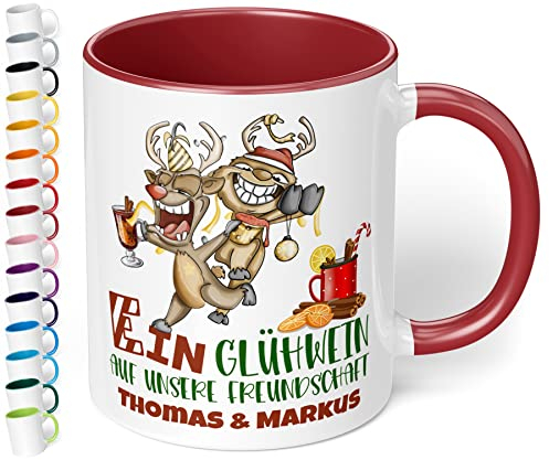 True Statements Lustige Weihnachtstasse für Freunde mit Namen personalisiert „Ein Glühwein auf unsere Freundschaft“ - 330ml Keramik Kaffeebecher - Geschenk zu Weihnachten (Bordeaux)