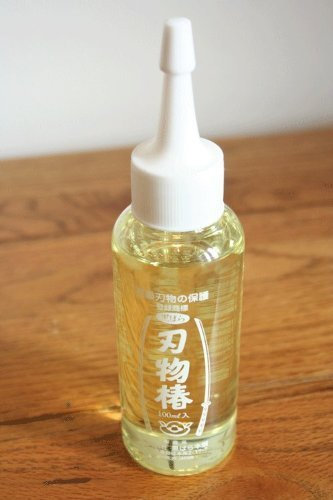 Camellia oil for bonsai tools and pots