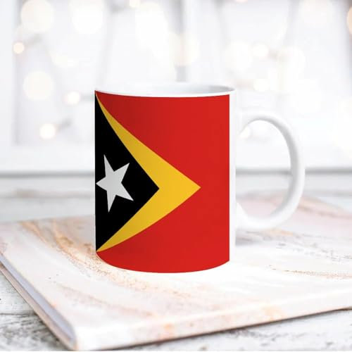 Yelolyio Taza blanca de cerámica con la bandera nacional de Timor Oriental, taza de café de Timor Oriental, taza de té blanco, regalo para mamá, papá, abuela, abuelo, mujeres y hombres, 325 ml