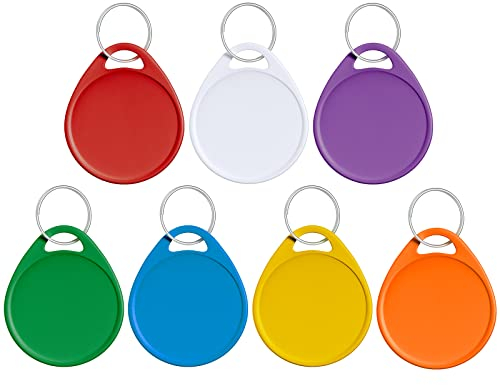 Uniclife 50 Pièces Porte Clef Etiquette Colorées pour l'Étiquetage Porte-Clés Ronds en Plastique Inscriptibles avec Anneaux Fendus Identificateurs d'Objets Robustes en 7 Couleurs Assorties, 3.8 cm