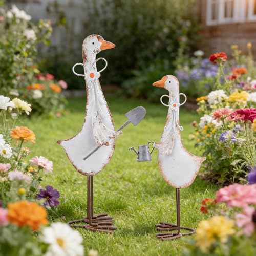 Gartendeko Statue Gans 2 Stück, Garten Deko Retro Eisenkunst Gans, Gartenfiguren für Drinnen Draußen Wetterfest, Frühling Gartenstatue für Balkon Terrassen Blumenständer, Geschenke für Mama Papa