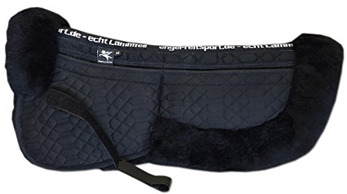 Engel Reitsport | SAKIS2AP-M-SCH-SCH | Sattelkissen aus echtem Merino Lammfell | Korrektur Aufpolsterbar | mit Fellrand v&h | M | Stoff schwarz Fell schwarz