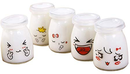 BESTONZON 5pcs 150ml mignon pudding bouteille pot de yaourt résistant à la chaleur contenant du lait tasse de gelée de verre (motif aléatoire)