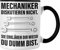 Trendation KFZ Mechaniker Geschenk Lustig Tasse Automechaniker Mechatroniker Werkstatt Tasse (Schwarz)
