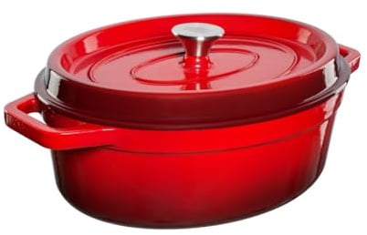 GRAND FEU Emaillierter Gusseisentopf mit lid und breiten Griffen – Stylistisches Aussehen Ovaler Schmortopf um die leckersten Brei, Suppen, Soßen und Eintöpfe zuzubereiten - Fassungsvermögen 5.6L, Rot