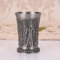 Encantadora taza de cóctel de metal estilo antiguo Egipto con tallado texturizado para varias bebidas (peltre antiguo)