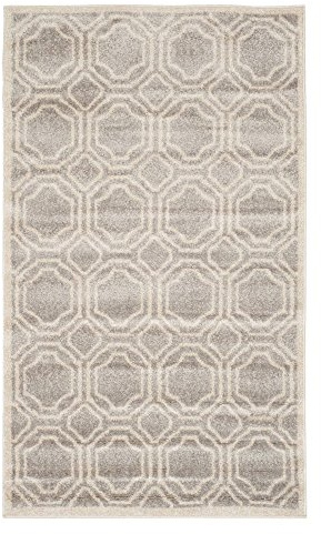 SAFAVIEH Amherst Collection Accent Rug - 2'6 x 4', Light Grey & Ivory, Geometric Design, Non-Shedding & Easy Care, Ideal for High Traffic Areas in Entryway, Living Room, Bedroom (AMT411B)