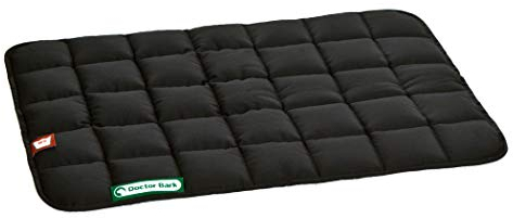 Doctor Bark Hundedecke – weiche, hochwertige Hundematte für kleine Hunde/Welpen, robuste Indoor-Outdoor Liegedecke, waschbar bis 95 °C (Gr. S, 65x50 cm, Schwarz)