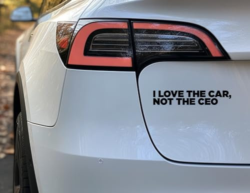 I LOVE THE CAR, NOT THE CEO! - Tesla Auto Aufkleber Statement (Schwarz)