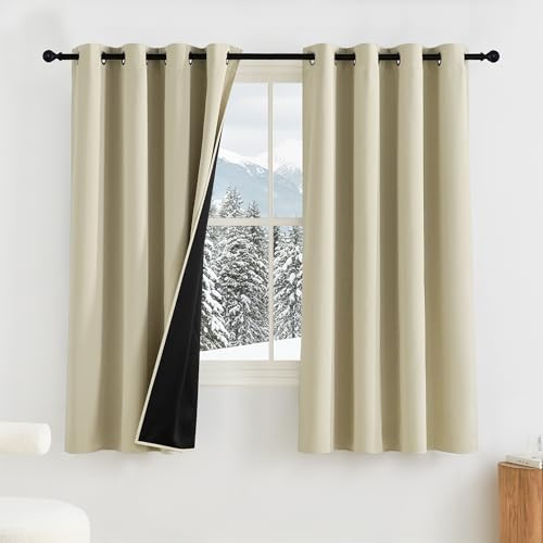 PONY DANCE Vorhang Verdunkelung Schlafzimmer Thermogardine gegen Kälte | 2er Set H145 x B140 cm, Hellbeige, Verdunkelnde Gardinen, Kälteschutz, Sichtschutz, UV-Schutz, Kurz, mit Ösen, für Küche