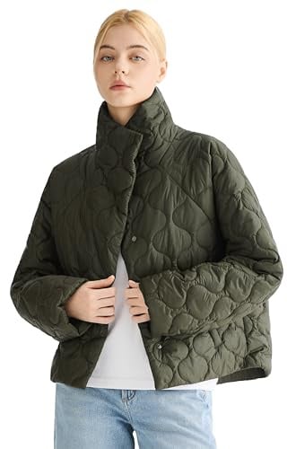 Orolay Women's Oversized Quilted Jacket Cropped Puffer Coat Spring Lightweight Casual Short Outerwear with Pockets Green Medium