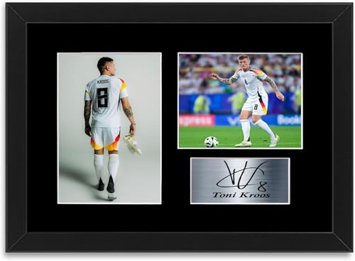 Fußballspieler Toni Kroos Deutschland 2024 A4 gedruckt signiert Autogramm Foto Display Passepartout Poster für Fans und Fans gerahmt