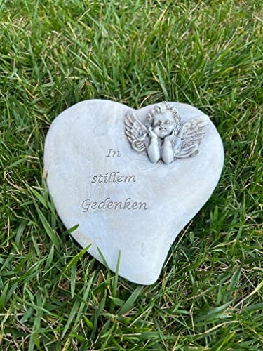 Engel auf Herz mit Spruch In stillem Gedenken Grabstein Grabdeko Deko Herz