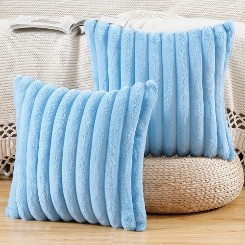 Madizz 2er Set Kunstpelz Plüsch Dekorative Kissenbezüge Flauschig Gestreifte Weich Dekorative Kissenbezug für Sofa Schlafzimmer Kissen Shell Hellblau 50 x 50 cm