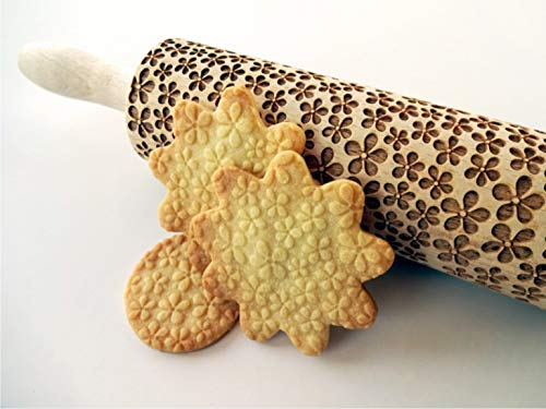 Nudelholz BLUMCHEN. Teigrolle mit Blumen für Hausgemachtes Gebäck. Teigroller mit Blumen. Länge 38cm. Gravierte Nudelholz mit Muster von Algis Crafts