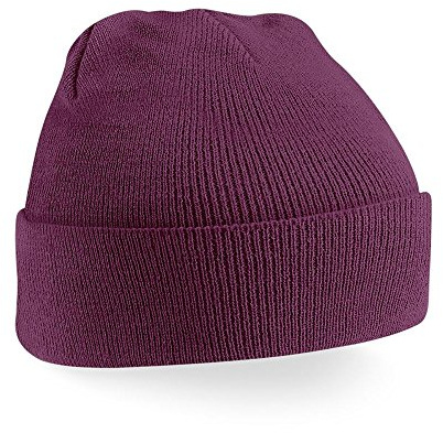 Beechfield Knitted hat with turn up in Plum
