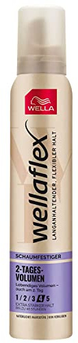 Wellaflex Schaumfestiger 2 Tages Volumen, Extra starker Halt, 4er Pack (4 x 200ml)