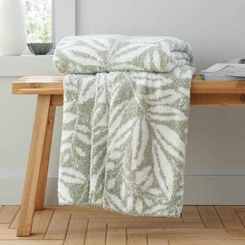 Catherine Lansfield So Soft Sorrel Leaves 130x170cm Blanket Throw Green