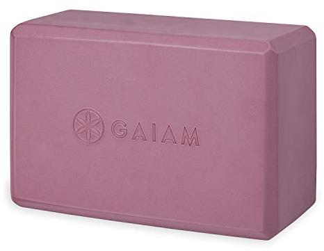 Gaiam Yoga-Block – stützender latexfreier Eva-Schaum, weiche, rutschfeste Oberfläche für Yoga, Pilates, Meditation (Rouge)