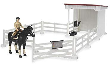 Bruder 62521 - Kleiner Reiterhof mit Reiterin, Pferd, Sattel und Zaumzeug (Kleidungsfarben gemischt sortiert)