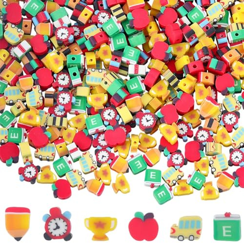 SUNNYCLUE 300 Stück Polymer Clay Perlen 6 Verschiedene Designs Anhänger Zum Schulanfang: Äpfel Bleistift Schulbus Uhr Buchstabe E Heishi Abstandsperlen Für Schmuckherstellung DIY Armbänder Halsketten