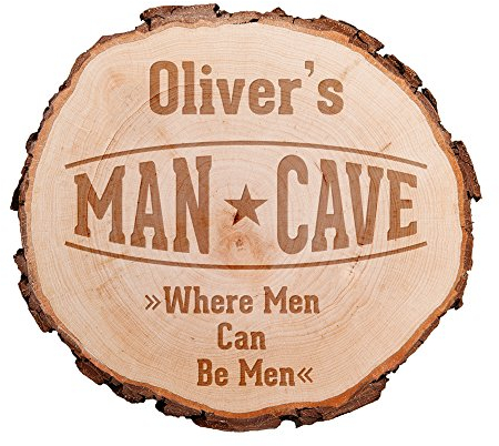 Baumscheibe mit hochwertiger Gravur Man Cave - Personalisiert mit Namen - Gartenschild aus Holz - Gartenschilder mit Sprüchen - Haustürschild Mann - Haustürschilder mit Namen