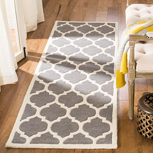 SAFAVIEH Chatham Collection Runner Rug - 2'3 x 7', Dark Grey & Ivory, Handmade Geometric Wool, Ideal for High Traffic Areas in Living Room, Bedroom (CHT734D)