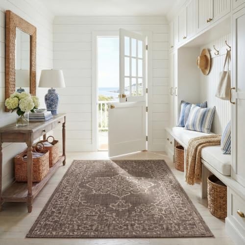 SAFAVIEH Washable Rug Outdoor Courtyard Collection - 5'3 x 7'7, Brown & Beige, Non-Shedding & Easy Cleaning, Ideal for Patio, Backyard, Mudroom (CY8481-36321)